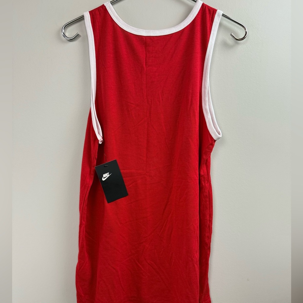 Nike Graphic Logo Tank Top Shirt Muscle Shirt Sleeveless Tee NWT - Picture 4 of 4